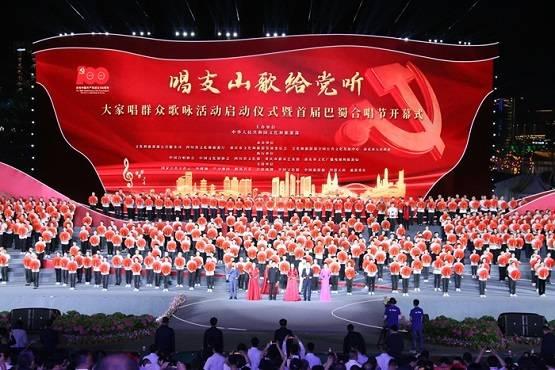 南阳市宛城区：军地联合送喜报 光荣之家添荣光