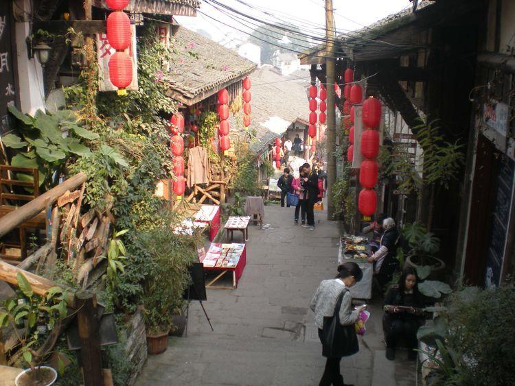 逃离世界杯现场