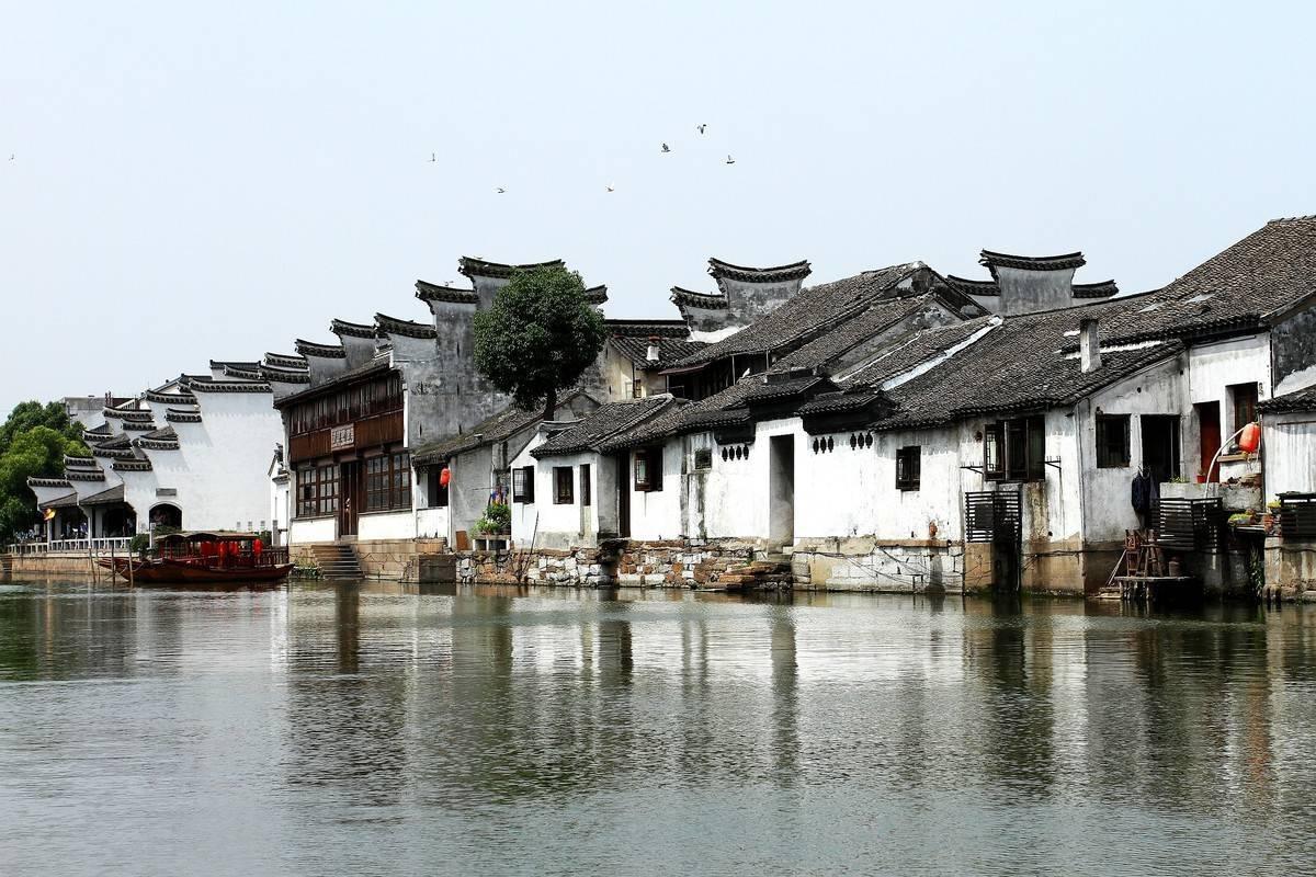 摇滚乐团的装扮